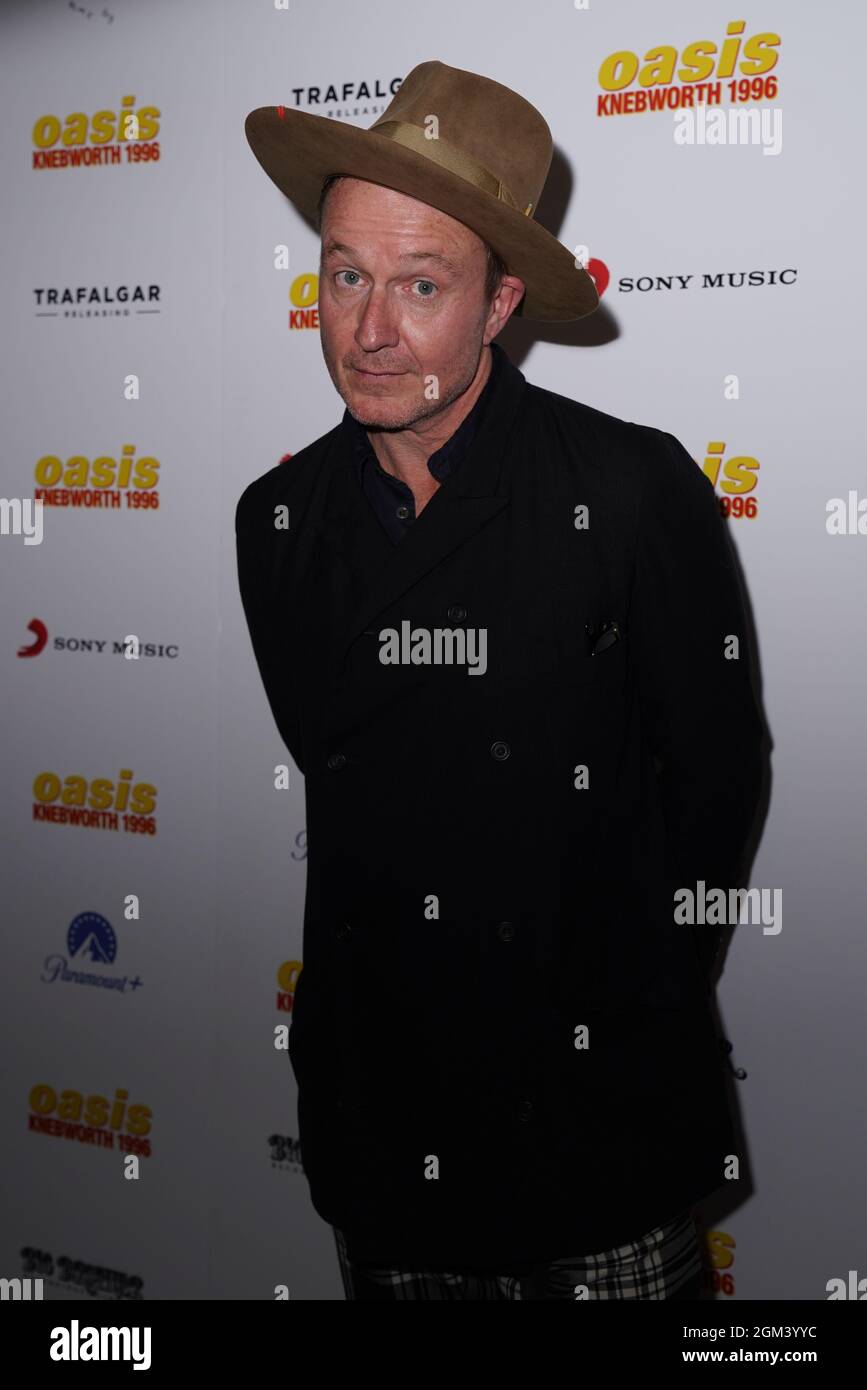 Der Regisseur Jason 'Jake' Scott nimmt an der Weltpremiere von Oasis Knebworth 1996 im Picturehaus Central Cinema im Zentrum von London Teil. Bilddatum: Donnerstag, 16. September 2021. Stockfoto