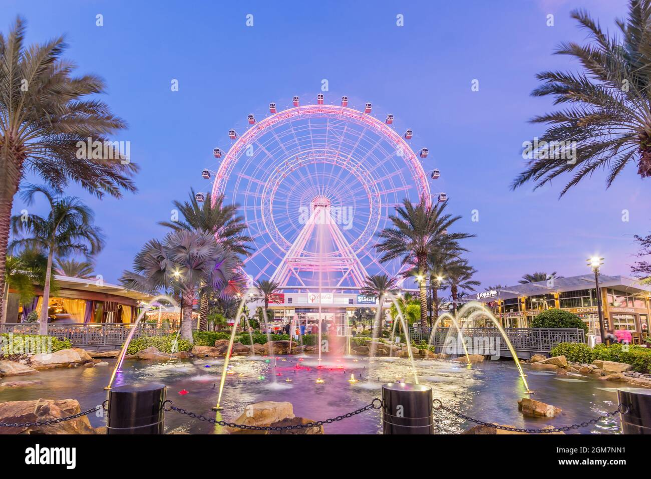 ORLANDO, FLORIDA, USA - 05. JANUAR 2016: Das Orlando Eye auf dem International Drive ist das orlando Eye ein 400 Meter hohes Riesenrad im Herzen von Orla Stockfoto