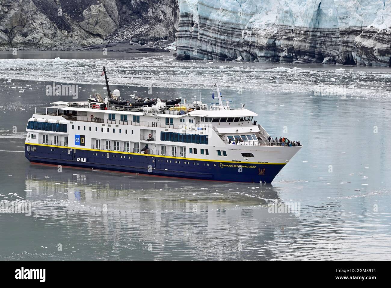 National Geographic Quest am Margerie Glacier im Glacier Bay National Park Stockfoto