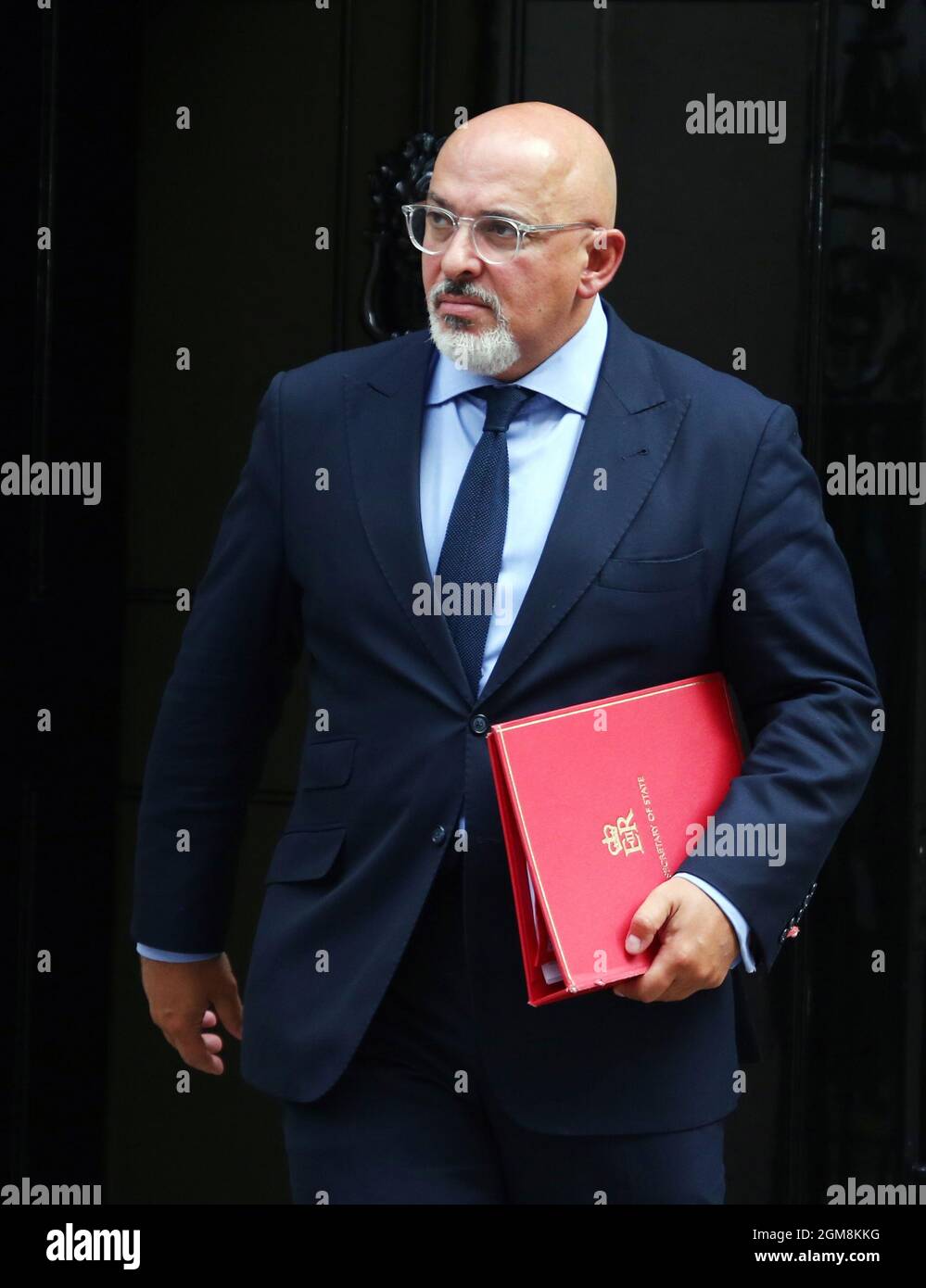London, England, Großbritannien. September 2021. Der Minister für Bildung NADHIM ZAHAWI verlässt die Downing Street nach dem ersten Kabinettstreffen in Großbritannien nach einem Umweg. (Bild: © Tayfun Salci/ZUMA Press Wire) Stockfoto