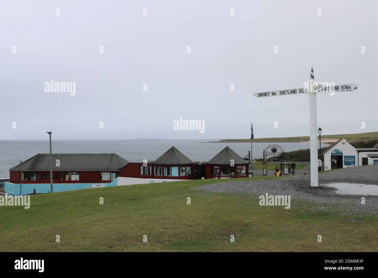 John O'Groats über Großbritanniens nordöstliche Spitze - berühmter Wegweiser Stockfoto