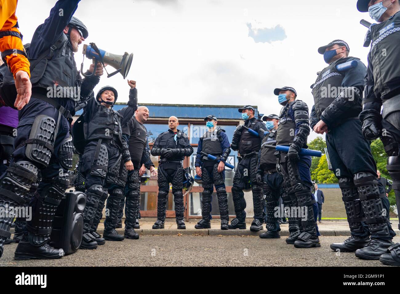 South Queensferry, Schottland, Großbritannien. September 2021. Die Polizei in Schottland lädt die Presse ein, ihre laufenden öffentlichen Ordnungsschulungen in Craigiehall miterleben zu lassen Stockfoto