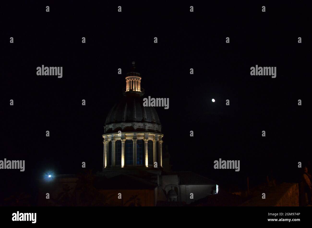 Einige Fotos aus der schönen Stadt Ragusa Ibla im Süden Siziliens, die während einer Reise nach Sizilien im Sommer 2021 aufgenommen wurden. Stockfoto