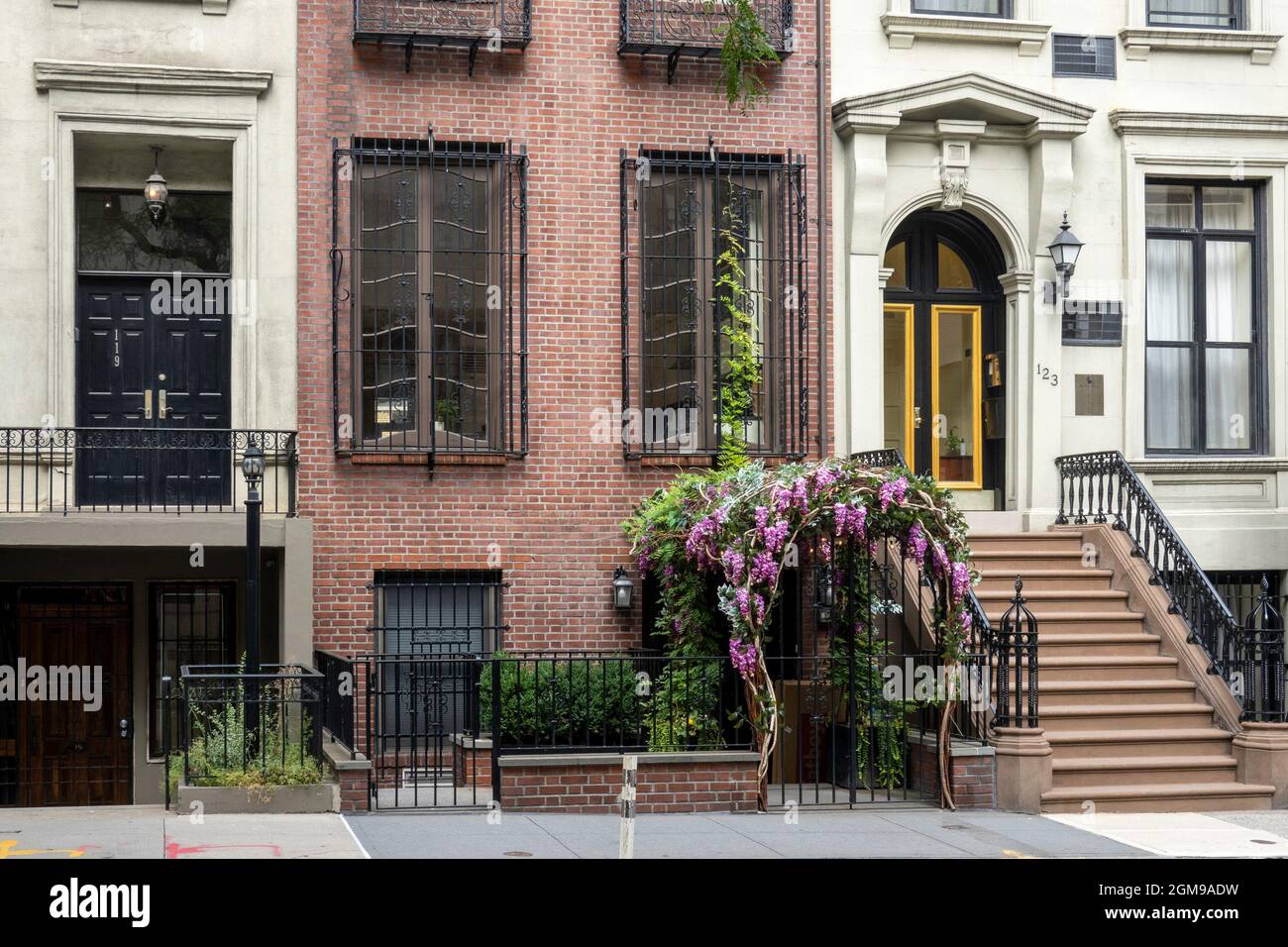 Brownstone Apartment Buildings on East 38th Street, Murray Hill, NYC, USA Stockfoto