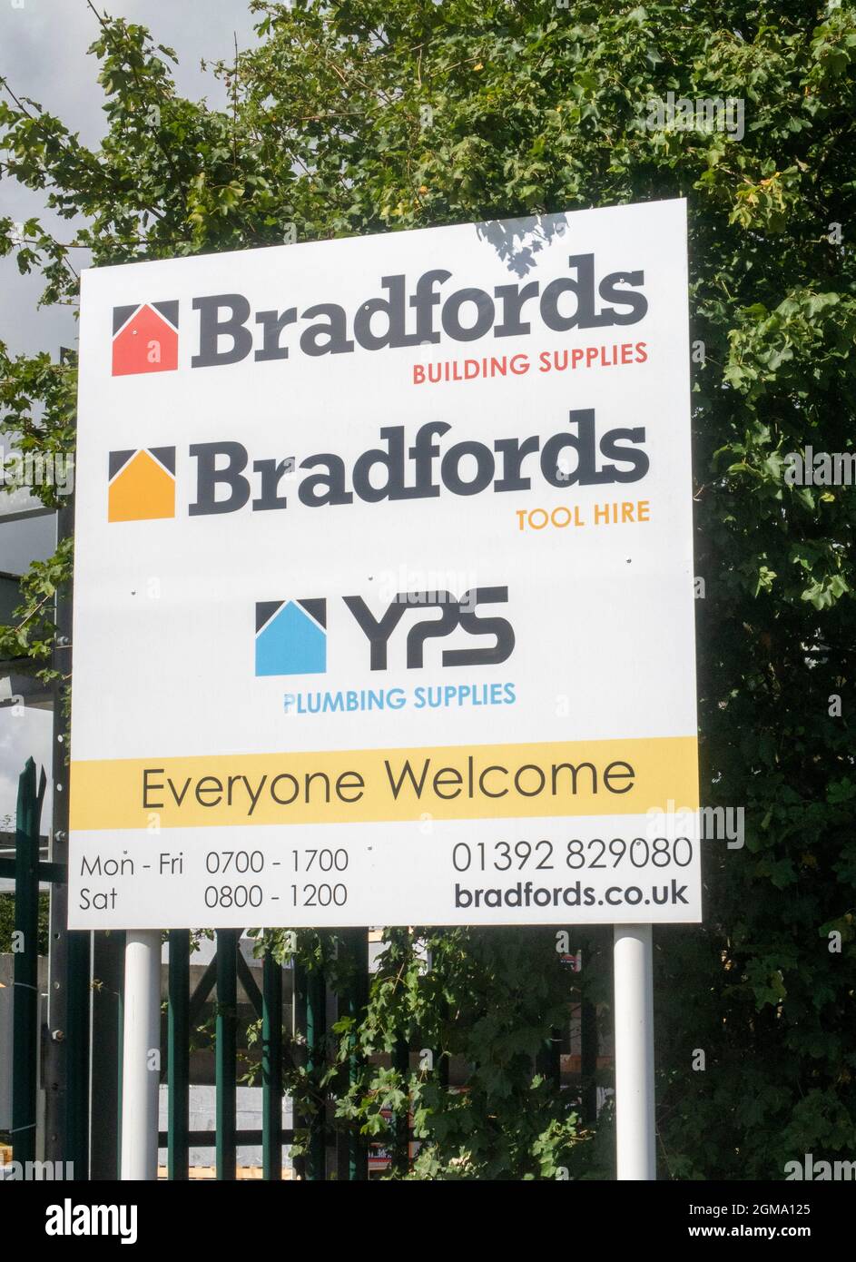 Bradfords Builders Merchants, Building Supplies Exterior, Marsh Barton, Exeter, Devon, VEREINIGTES KÖNIGREICH Stockfoto