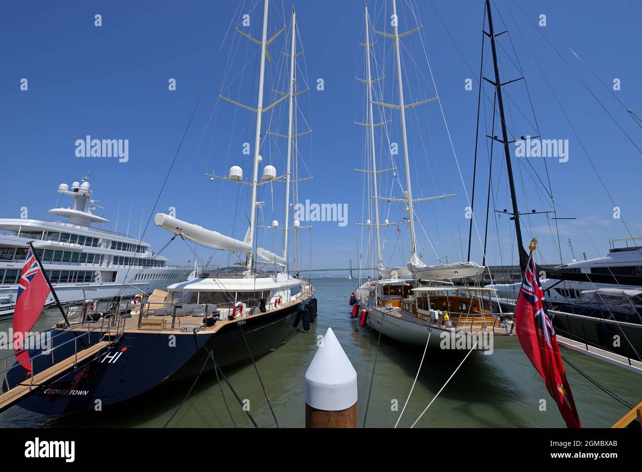 Die Bay Area, in der der berühmte LV America's Cup, San Francisco, CA, ausgetragen wird Stockfoto