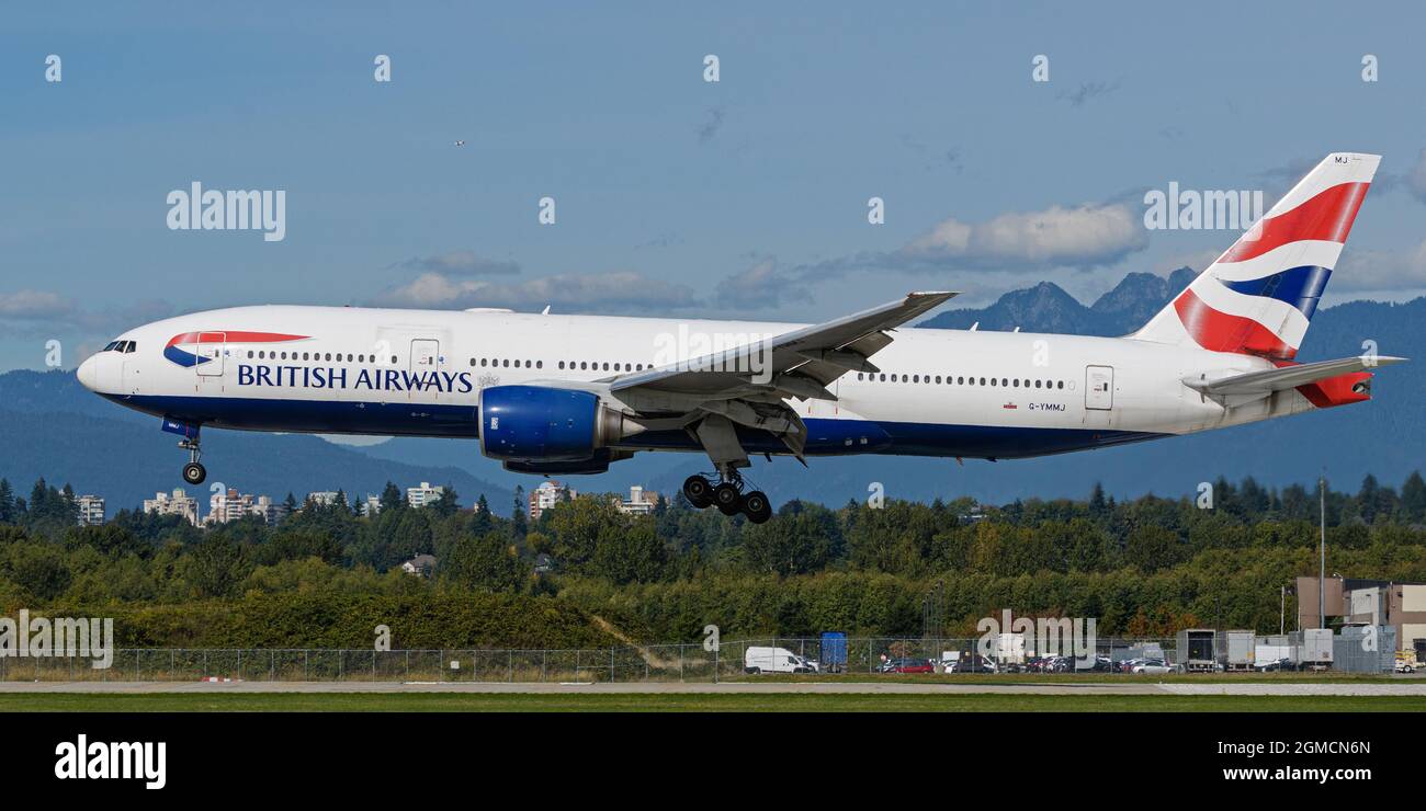 Richmond, British Columbia, Kanada. September 2021. Ein Boeing 777-200er-Jet (G-YMMJ) von British Airways landet auf dem internationalen Flughafen Vancouver. (Bild: © Bayne Stanley/ZUMA Press Wire) Stockfoto