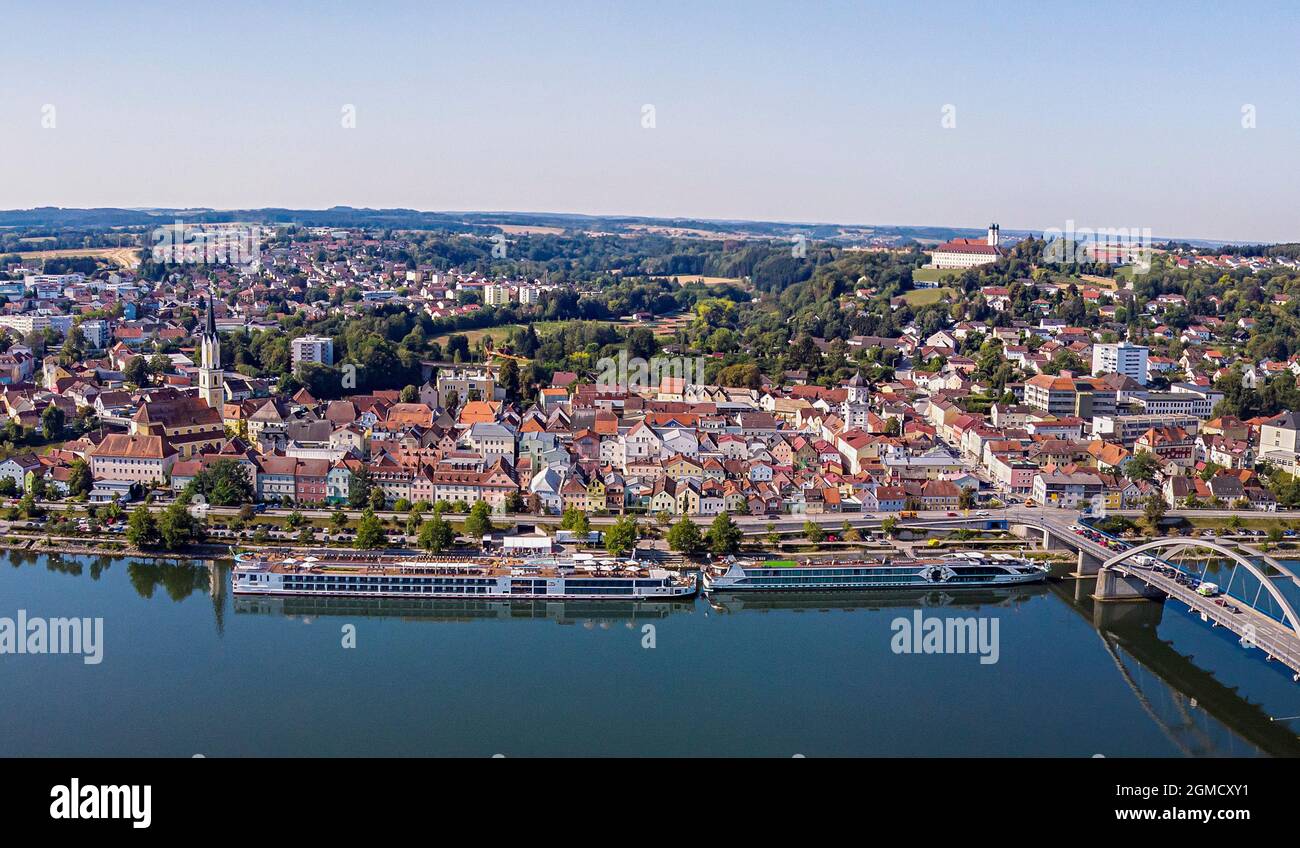 Blick aus der Vogelperspektive nach Vilshofen an der Donau Stockfoto