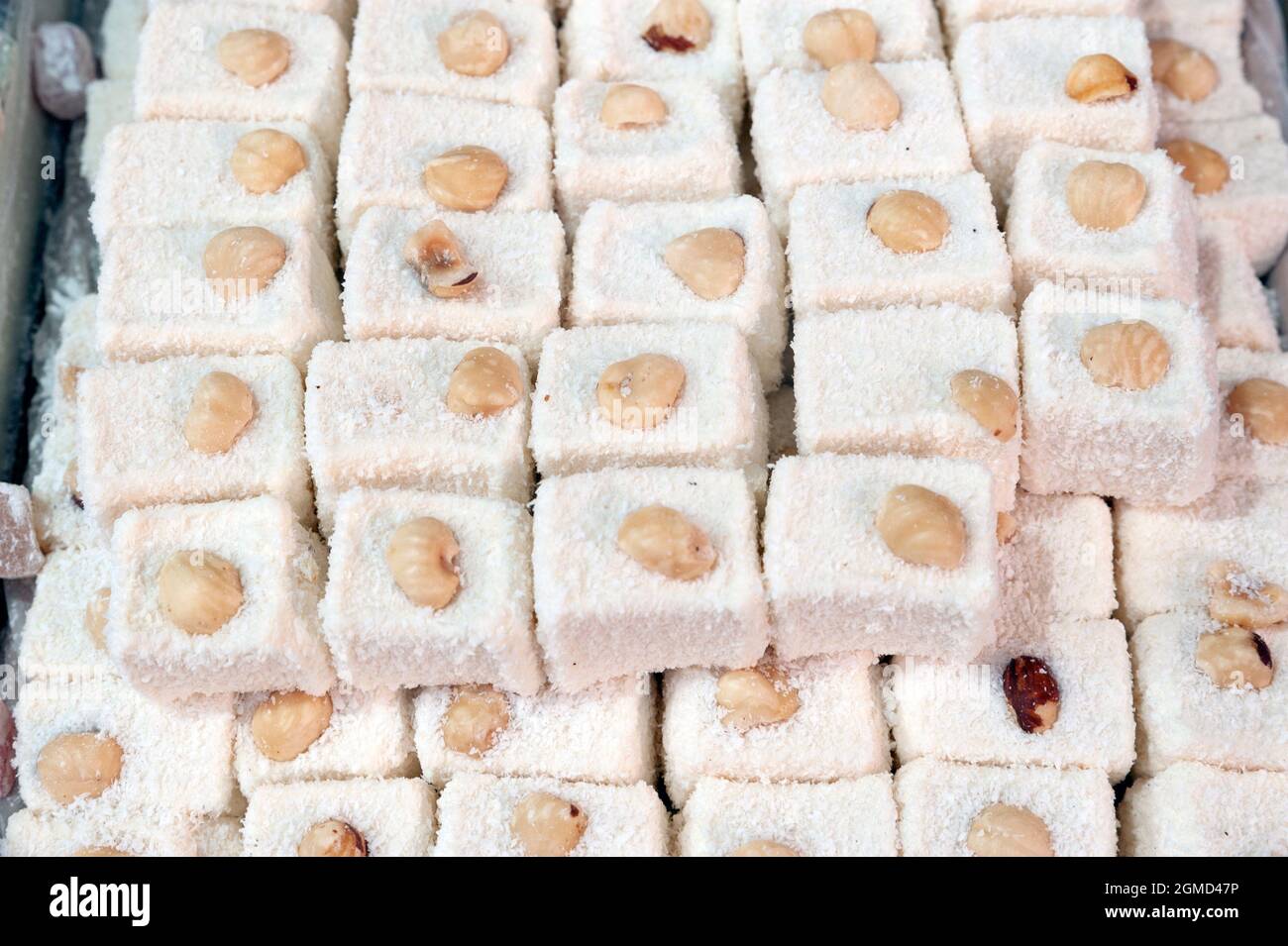 Türkisches Dessert, weiße türkische Delikatessen, şambali, köstlich, süß, Sambali Stockfoto