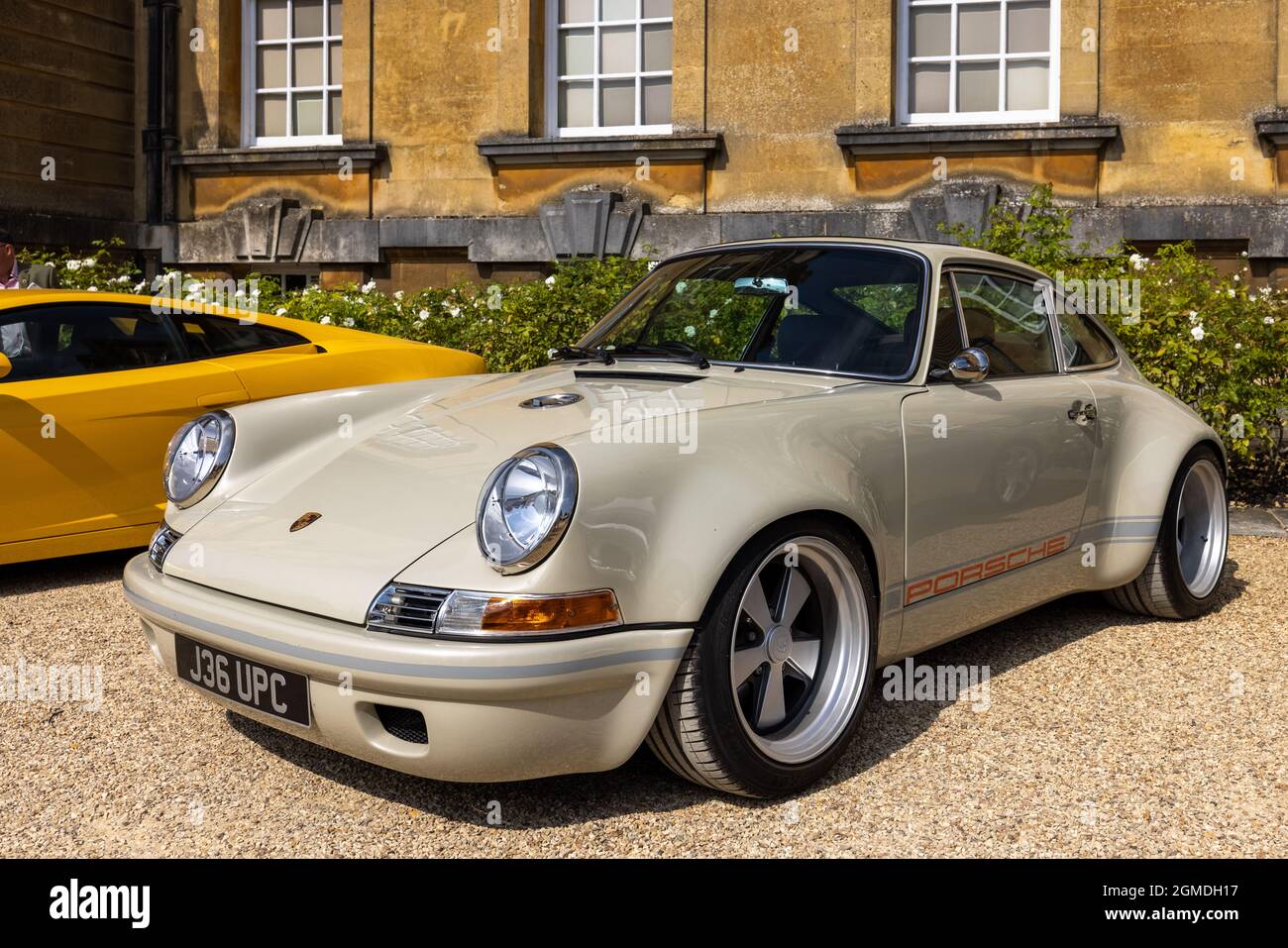 1992 Porsche 911 Carrera 4 ‘J36 UPC’ auf dem Concours d’Elegance am 5. September 2021 im Blenheim Palace zu sehen Stockfoto