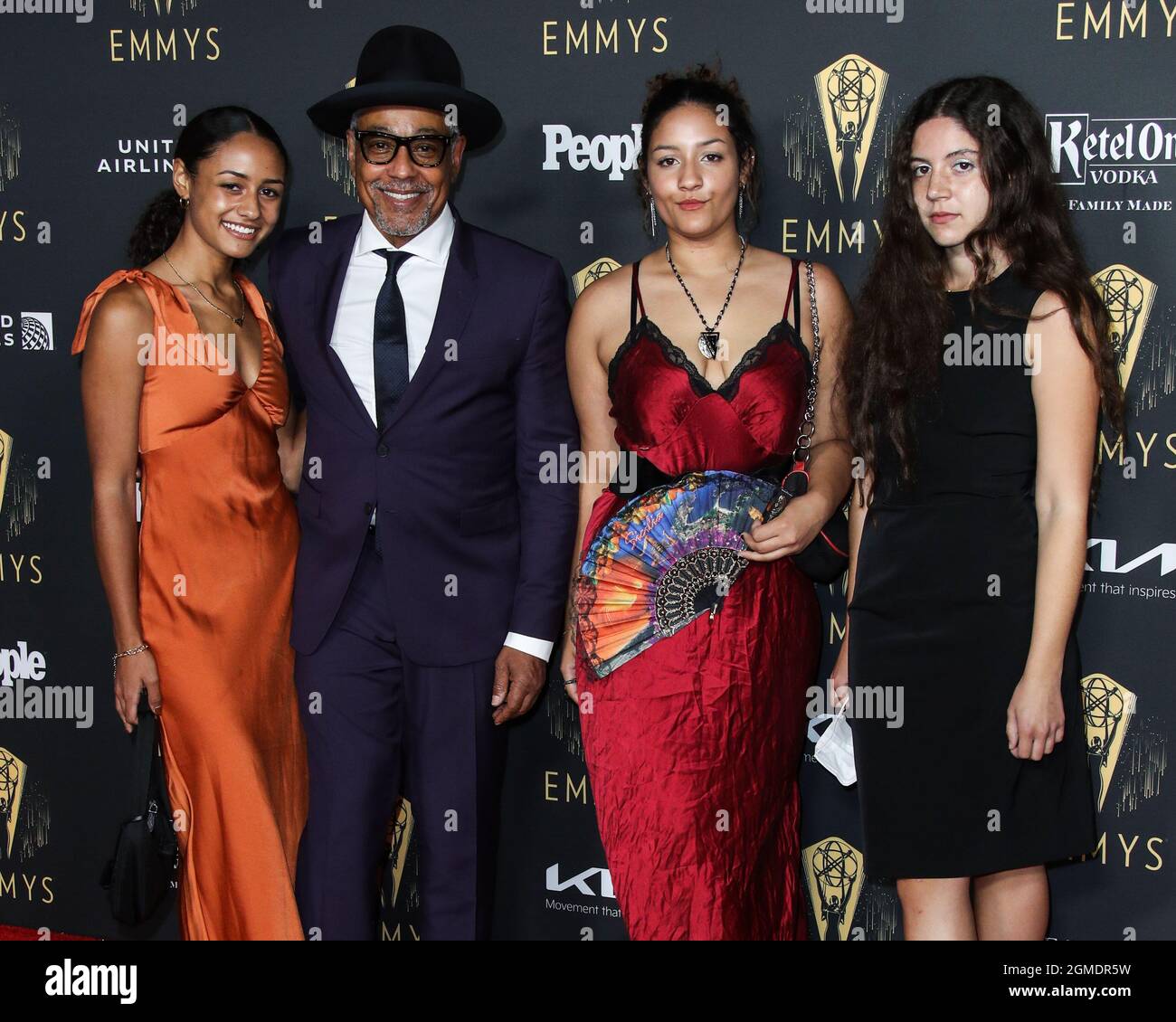 North Hollywood, USA. September 2021. NORTH HOLLYWOOD, LOS ANGELES, KALIFORNIEN, USA - 17. SEPTEMBER: Syr Esposito, der Schauspieler Giancarlo Esposito, Ruby Esposito und Kale Lyn Esposito kommen am 17. September 2021 in North Hollywood, Los Angeles, Kalifornien, zu Ehren der 73. Emmy Award-Nominierten an der Academy of Television Arts and Sciences. (Foto: Xavier Collin/Image Press Agency/SIPA USA) Credit: SIPA USA/Alamy Live News Stockfoto