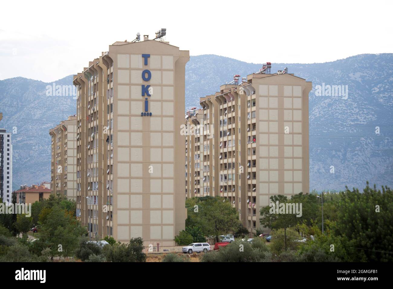 TOKİ (Mass Housing Administration) ist eine öffentliche Einrichtung, die dem Ministerium für Umwelt und Urbanisierung angeschlossen ist und speziell für die eingerichtet wurde Stockfoto