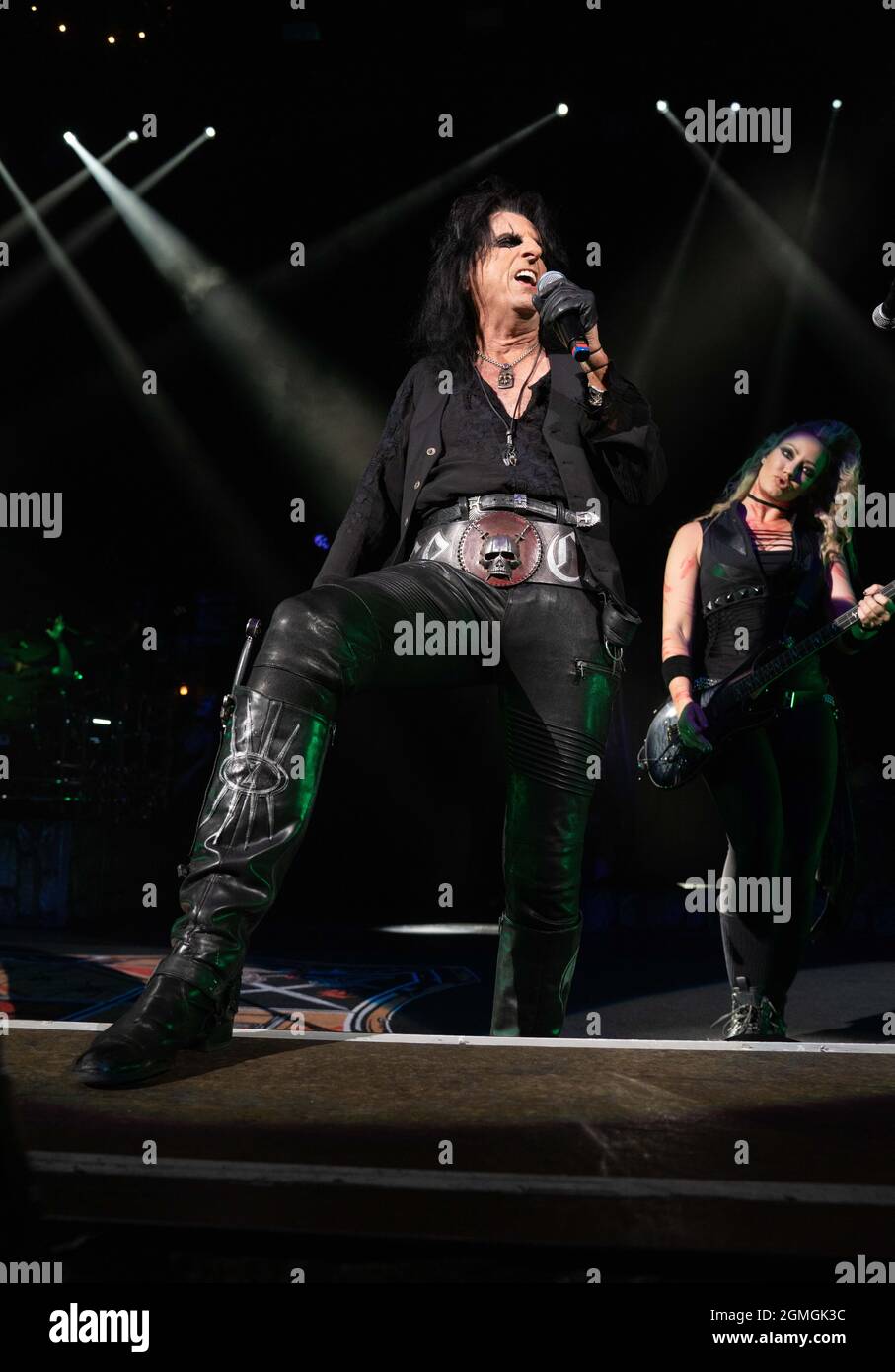 17. September 2021, Atlantic City, New Jersey, USA: Nach fast 19 Monaten Off-Stage startet Rock and Roll-Legende ALICE COOPER, 73, seine Herbst-2021-Tour im Ocean Casino Resort in Atlantic City, New Jersey. (Bild: © Jim z. Rider/ZUMA Press Wire) Stockfoto