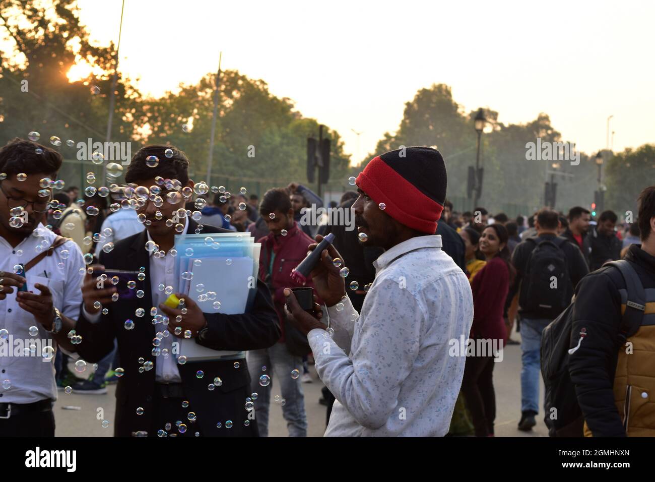 New Delhi, Indien, 12. Januar 2020:- Wasserblasenverkäufer in New Delhi, Indien Stockfoto