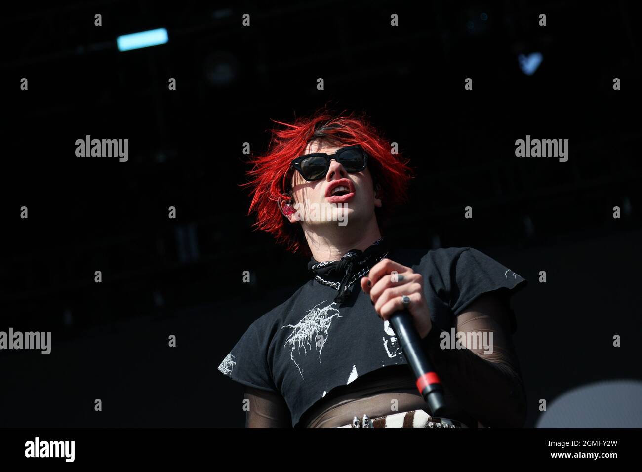 Las Vegas, Usa. September 2021. Der Musiker Yungblud tritt am Samstag, 18. September 2021, während des iHeartRadio Music Festivals auf der Bühne auf. Foto von James Atoa/UPI Credit: UPI/Alamy Live News Stockfoto