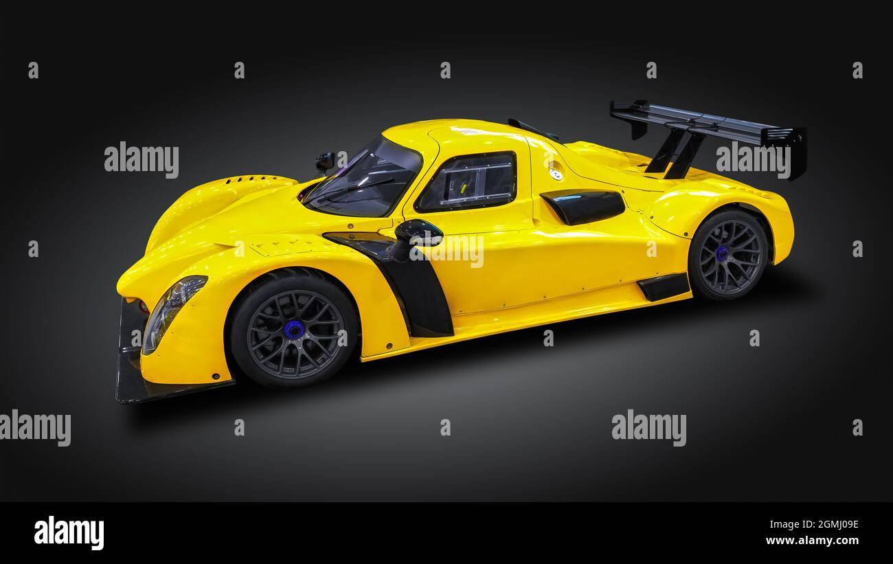 Chonburi, Thailand Sep 11, 2021 : Radical RXC Race Car, Twin Turbo Engine auf dunklem Hintergrund. Stockfoto