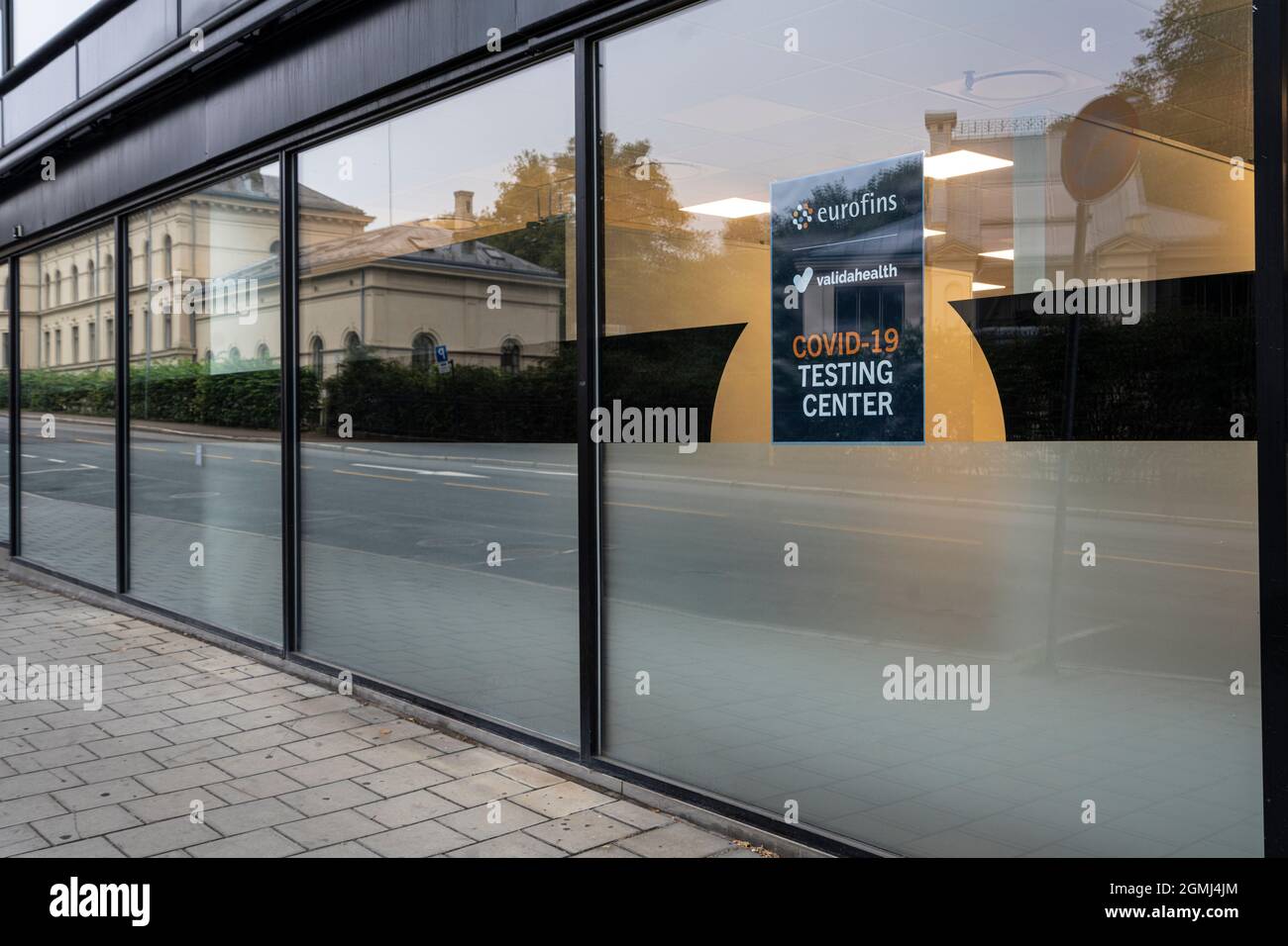 Oslo, Norwegen. September 2021. Außenansicht des Covid 19 Testzentrums im Stadtzentrum Stockfoto