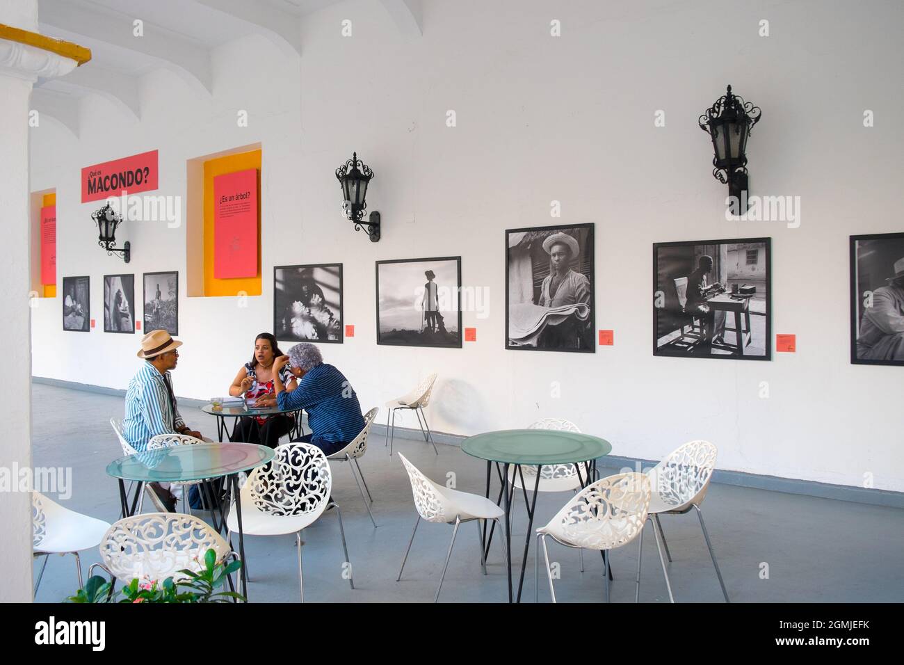 Fotoausstellung zu 'Macondo', der fiktiven Stadt Gabriel García Márquez, an der Universidad de Cartagena, Kolumbien Stockfoto