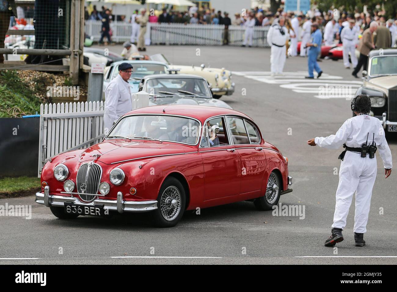 Goodwood Motor Circuit 17. September 2021. Jaguar MK2 836 BER während der Goodwood Revival Goodwood, Chichester, Großbritannien Stockfoto