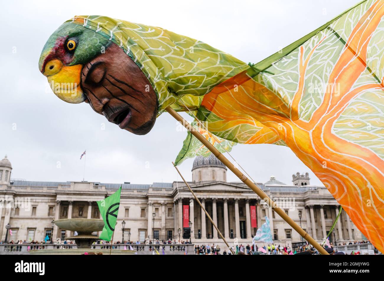 London, Großbritannien. 4. September 2021. Unterstützer des Extinction Rebellion marschieren für „Marsch für die Natur“ Stockfoto