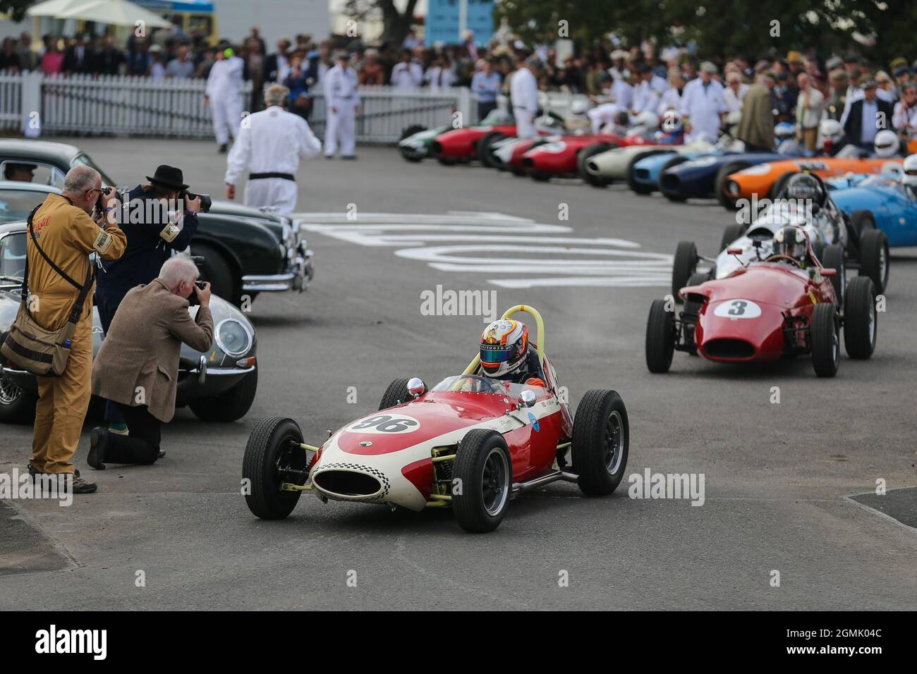 Goodwood Motor Circuit 17 September 2021, #96 Harindra De Silva, gefahren von Timothy De Silva, 1959 Lola-Ford Mk2, Chichester Cup, während der Goodwood Revival Goodwood, Chichester, Großbritannien Stockfoto