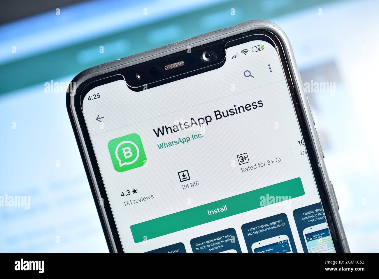 Neu Delhi, Indien - 10. Februar 2020: WhatsApp Business App auf Smartphone, WhatsApp for Business Stockfoto