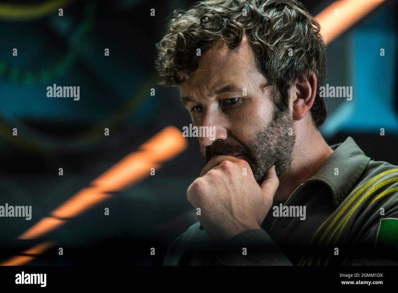 VERÖFFENTLICHUNG: 13. April 2018 TITEL: The Cloverfield Paradox STUDIO: Netflix REGIE: Julius Onah PLOT: Wissenschaftler testen ein Gerät, um eine Energiekrise zu lösen und stehen einem Planeten am Rande des Krieges gegenüber, um eine dunkle alternative Realität zu erleben. MIT den HAUPTROLLEN: Gugu Mbatha-Raw, David Oyelowo, Daniel Bruhl. (Kreditbild: © Netflix/Entertainment Picturs) Stockfoto