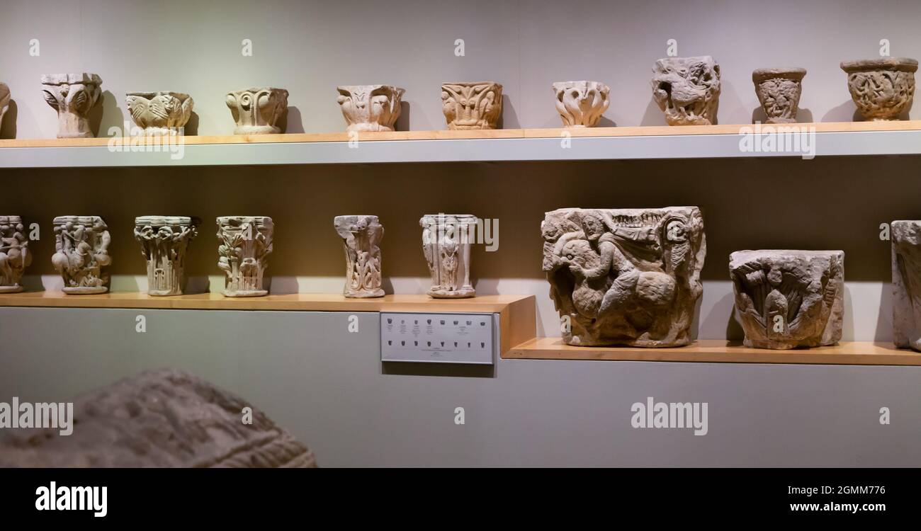 Skulpturale Werke in der Ausstellung des Museu Frederic Mares Stockfoto