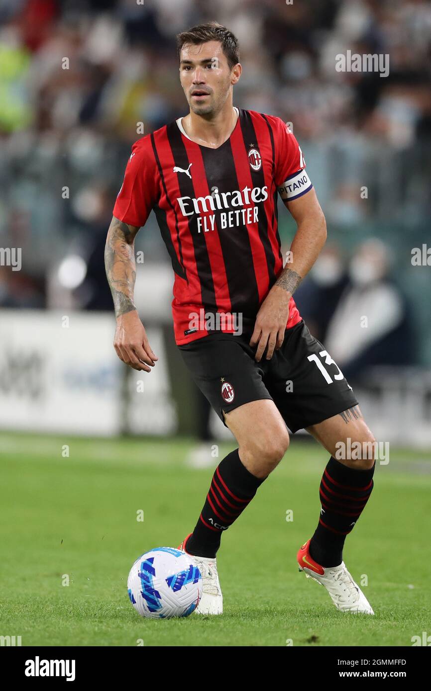 Turin, Italien, 19. September 2021. Alessio Romagnoli vom AC Mailand während des Spiels der Serie A im Allianz Stadium, Turin. Bildnachweis sollte lauten: Jonathan Moscrop / Sportimage Stockfoto