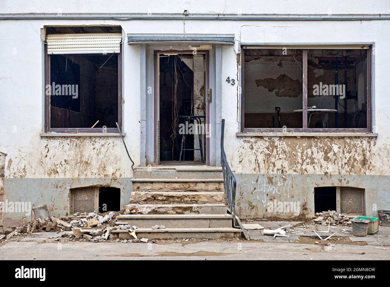 Hochwasserkatastrophe 2021 Ahrtal, Ahrtal, zerstörtes Haus in der Roteeinstraße, Deutschland, Rheinland-Pfalz, Eifel, Dernau Stockfoto