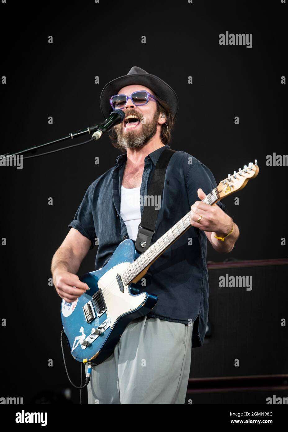 Newport, Isle of Wight, Großbritannien, Sonntag, 19. September 2021 Gaz Coombes von Supergrass tritt live auf dem Isle of Wight Festival Seaclose Park auf. Kredit: DavidJensen / Empics Unterhaltung / Alamy Live Nachrichten Stockfoto