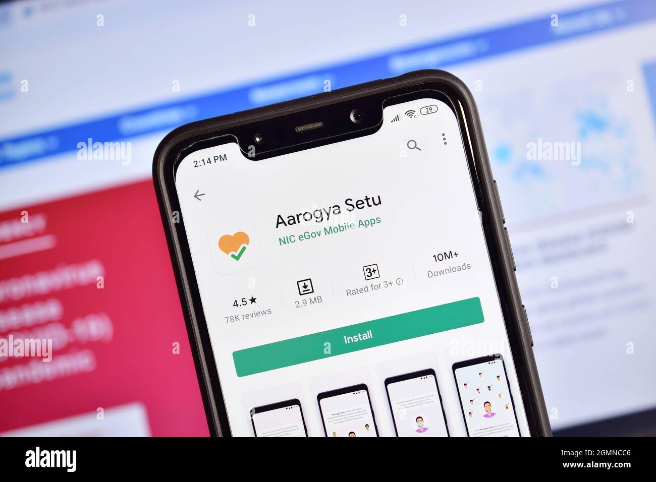 Neu Delhi, Indien 10. April 2020:- Arogya Setu-Anwendung auf Smartphone, Kontaktsuchanwendung Stockfoto