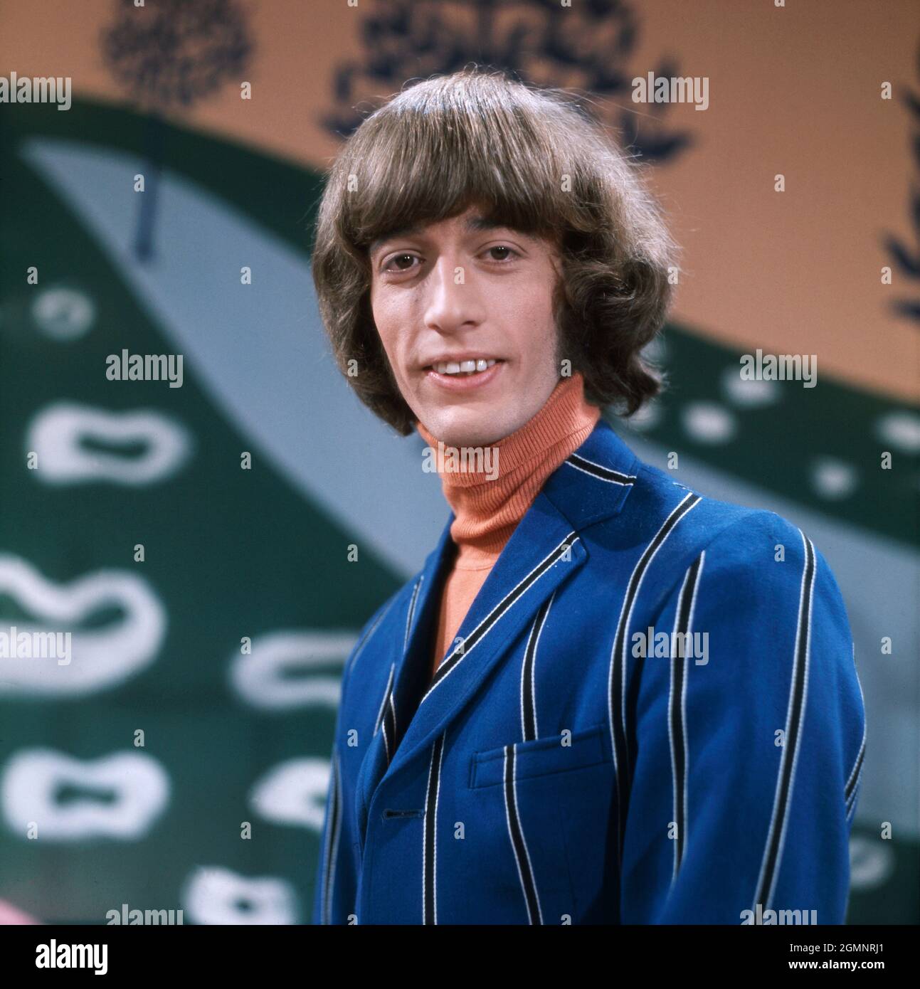 Robin Gibb, britischer Sänger und Komponist, erfolgreich auch als Leadsänger der Popgruppe Bee Gees, im Bild bei einem Soloauftritt ,1969. Robin Gibb, britischer Sänger und Komponist, auch als Leadsänger der Popgruppe Bee Gees erfolgreich, abgebildet während einer Solovorstellung 1969. Stockfoto