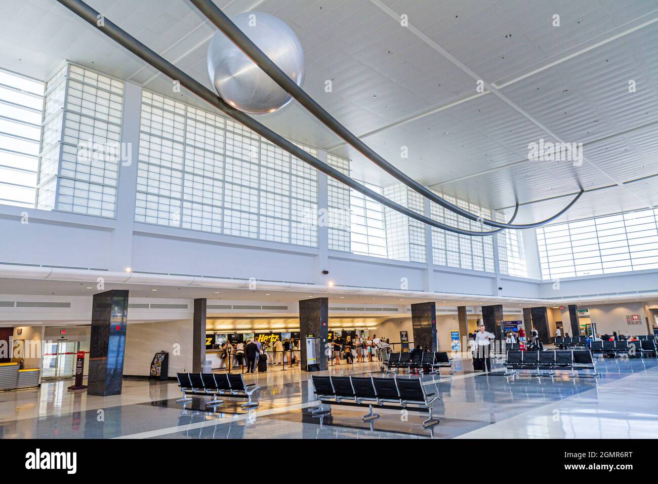 Baltimore Maryland, BWI Baltimore Washington International Thurgood Marshall Airport, Inneneinrichtung Skulptur Momentum Studienkünstler David Hess Stockfoto