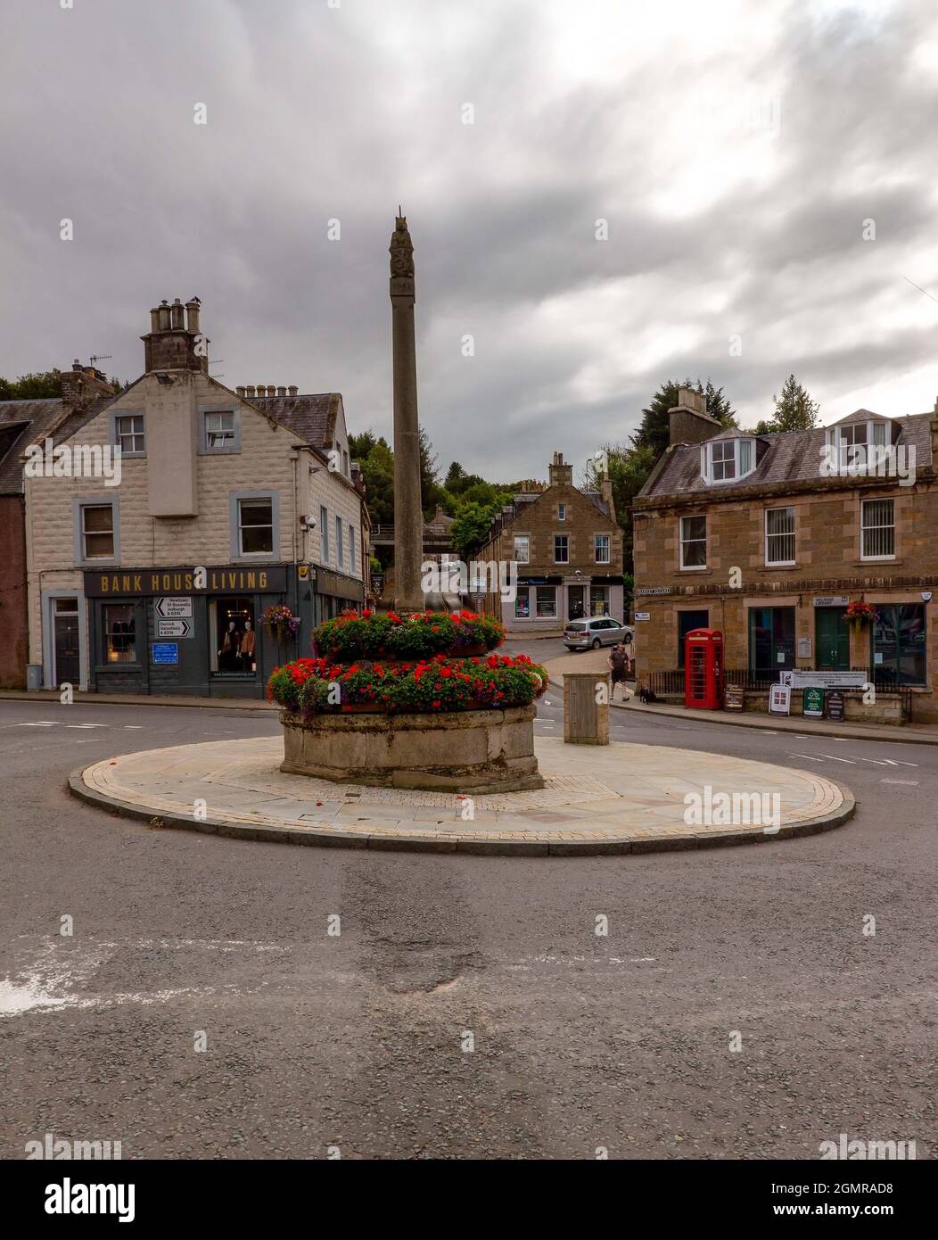 Das Mercat-Kreuz von Melrose war ursprünglich das Kreuz, das sich am Eingang des Abbey-Bezirks in „The Bow“, Melrose, Scottish Borders, Großbritannien, befand Stockfoto