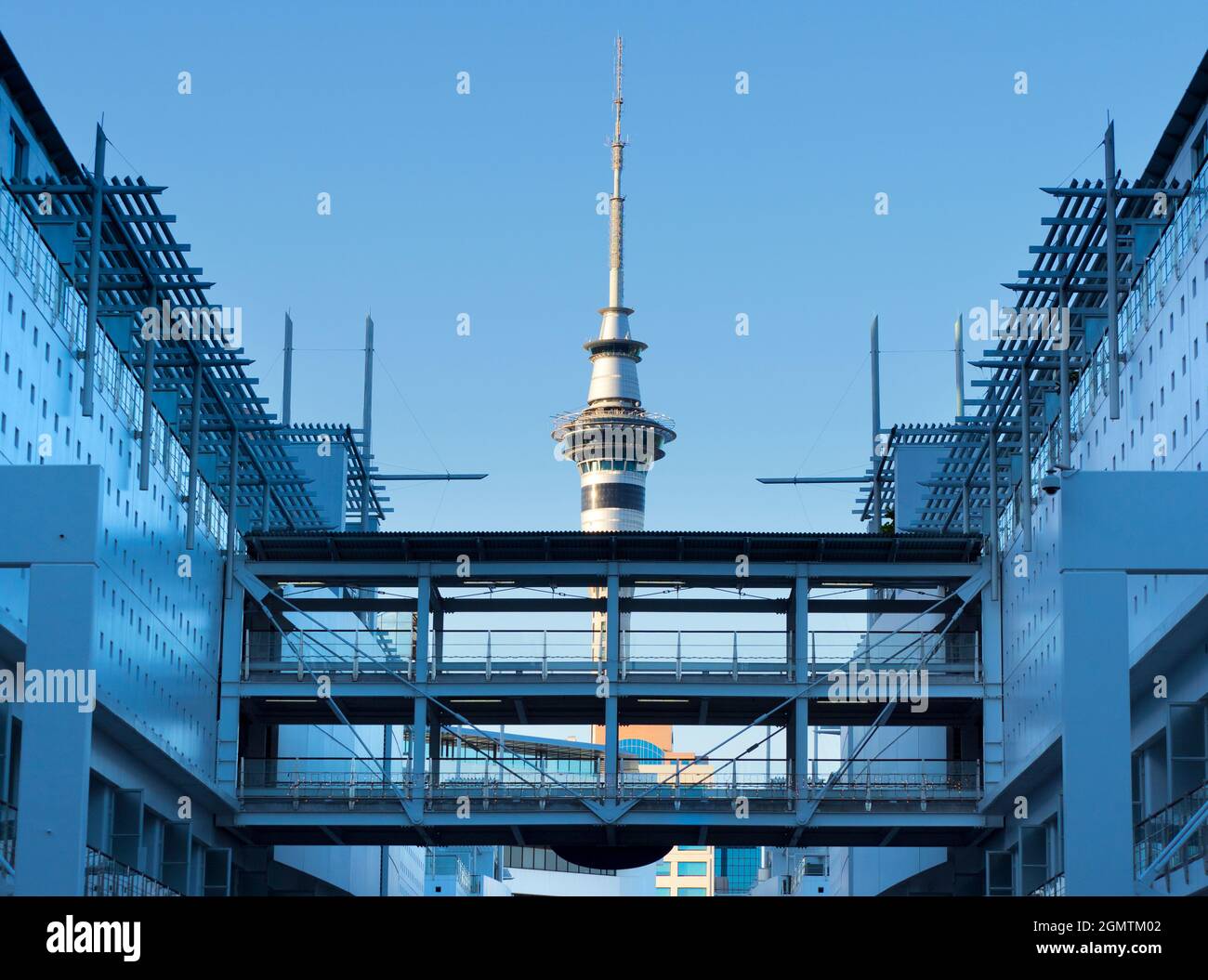 Auckland, Neuseeland North Island – 2. März 2019; Der 328 m lange Sky Tower ist ein Wahrzeichen in Auckland, Neuseeland. Diese Telekommunikation und ob Stockfoto