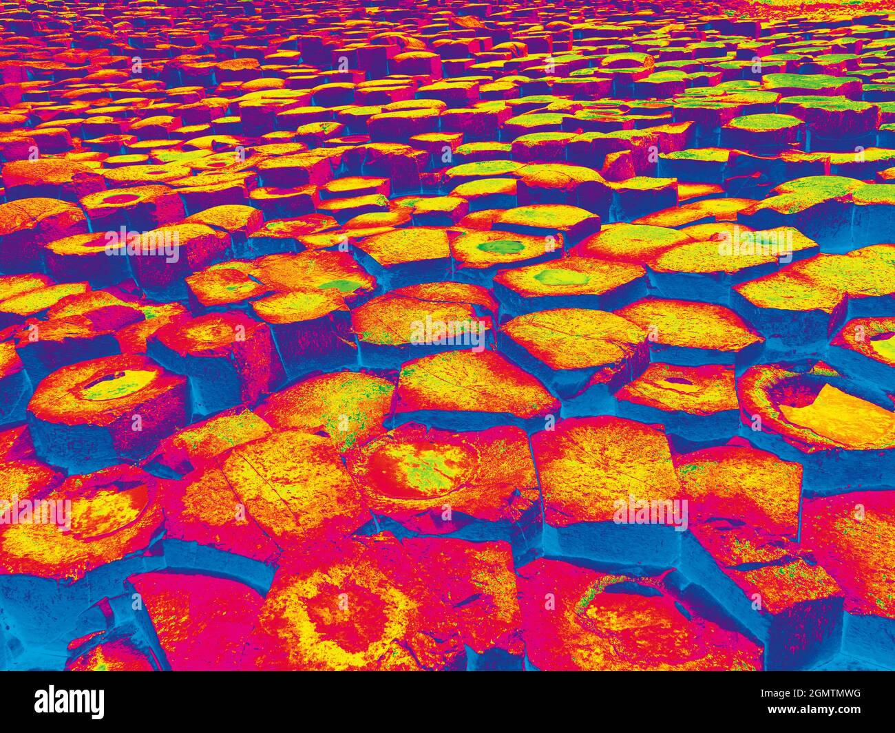 Nordirland, Großbritannien - 9. Juni 2017 Giants Causeway ist eines der großen Naturwunder des Vereinigten Königreichs. Es liegt an der Nordküste von Nort Stockfoto