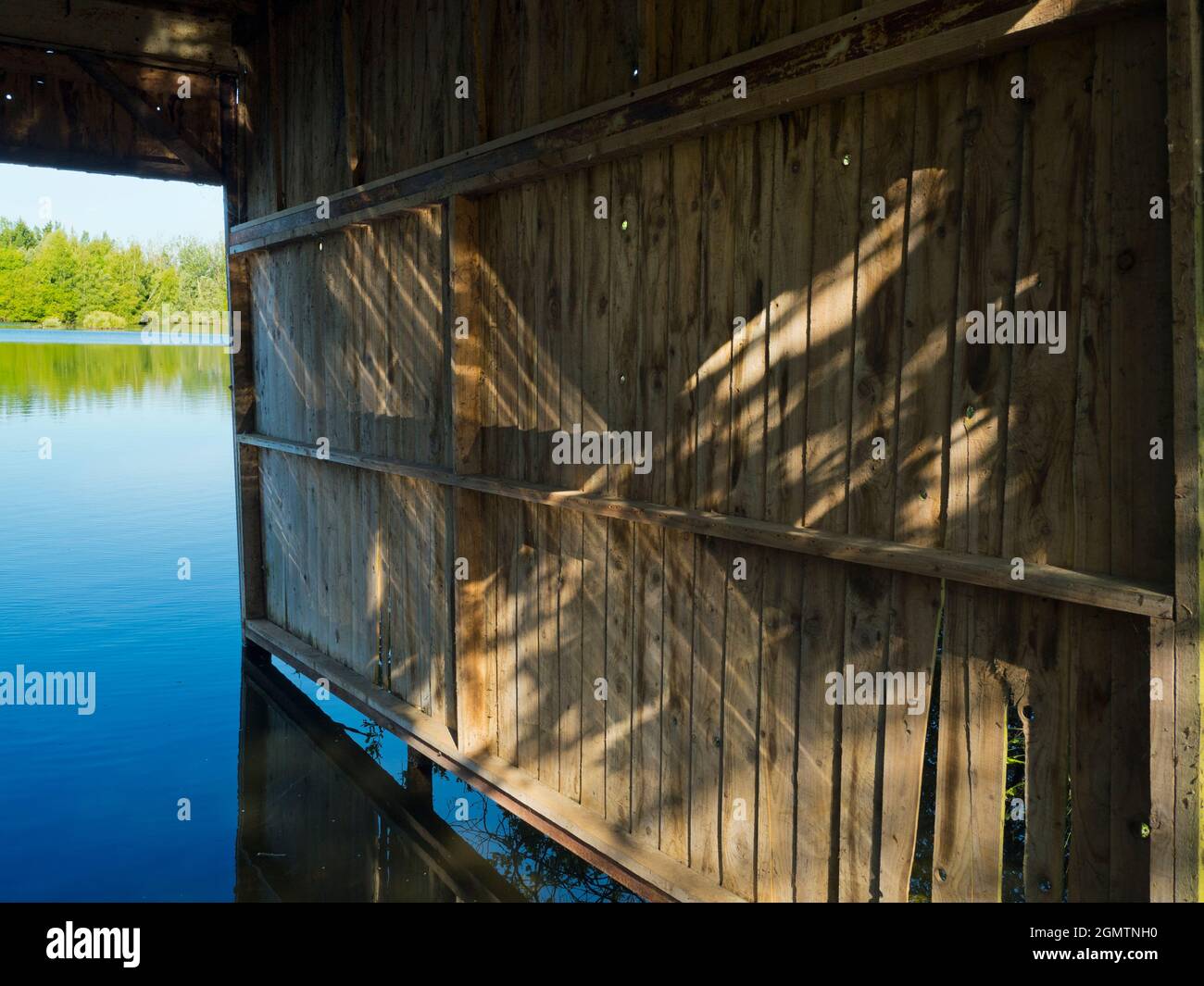 Radley Village, Oxfordshire, England - 2. Juni 2020; keine Menschen im Blick. Die aktuelle Pandemie und die Sperrung in Großbritannien haben zu meinen täglichen lokalen Wanderungen geführt Stockfoto