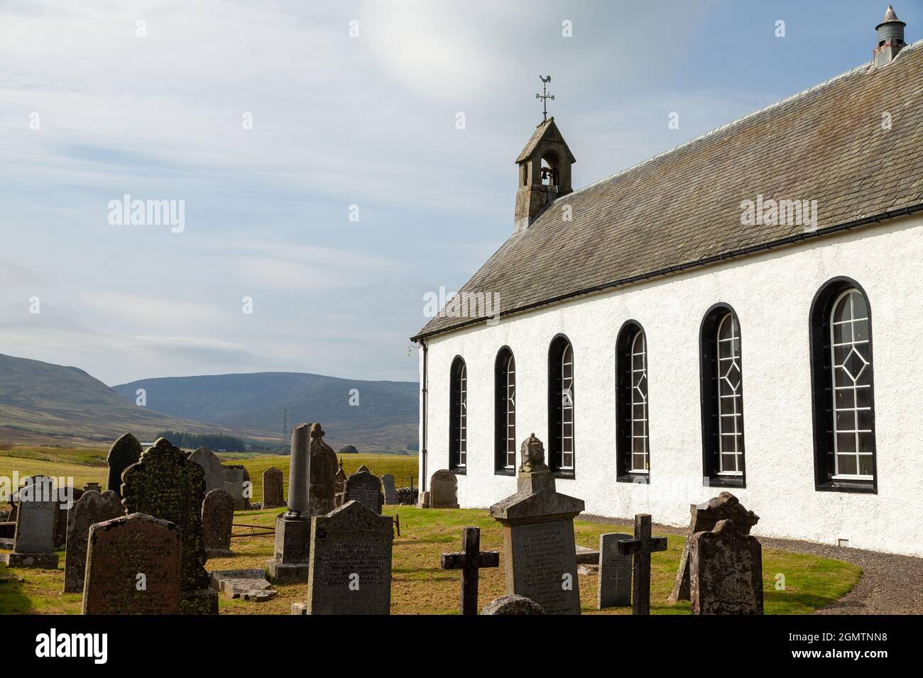 Amulree und Strathbraan Kirche eine schöne weiße ländliche Kirche Stockfoto