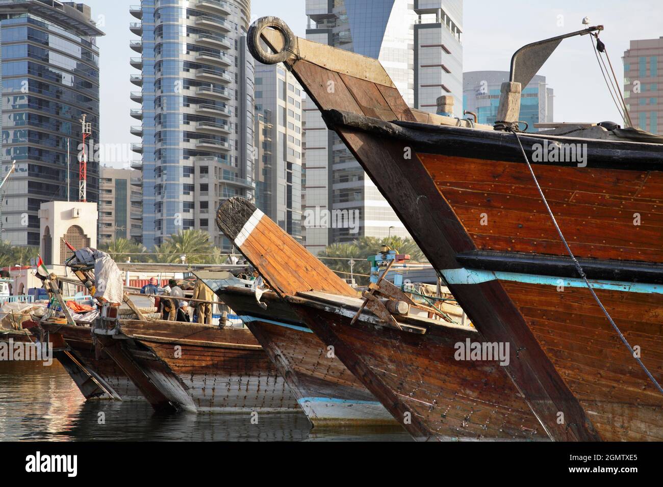 Dubai, Vereinigte Arabische Emirate - Februar 2008; Dubai Creek ist ein Salzwasser-Streatc aus Wasser in Dubai, Vereinigte Arabische Emirate. Als Teil des neuen D Stockfoto