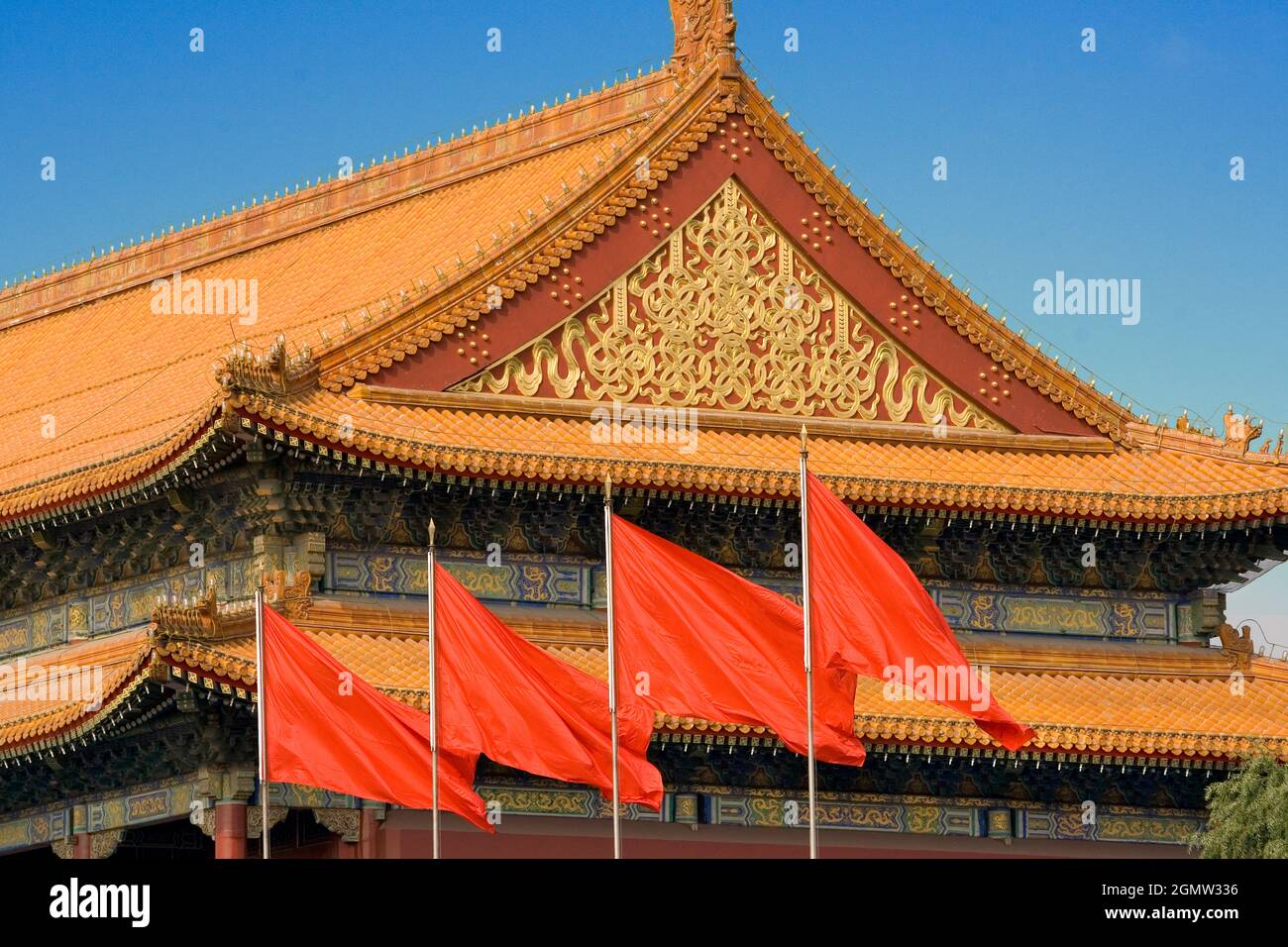 Peking, China - 17. Oktober 2006 Tienanmen bedeutet 'Tor des himmlischen Friedens' (Tien' - Himmel, 'an' - Frieden, 'Männer' - Tor). Das erste Gebäude wurde um 1420 in der gebaut Stockfoto
