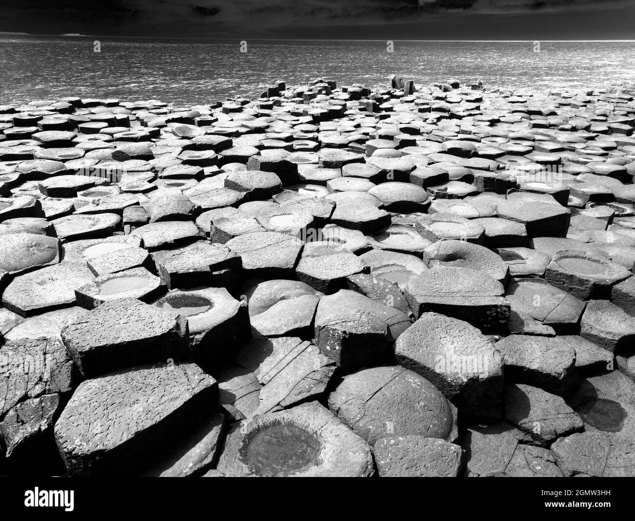 Nordirland, Großbritannien - 9. Juni 2017 Giants Causeway ist eines der großen Naturwunder des Vereinigten Königreichs. Es liegt an der Nordküste von Nort Stockfoto