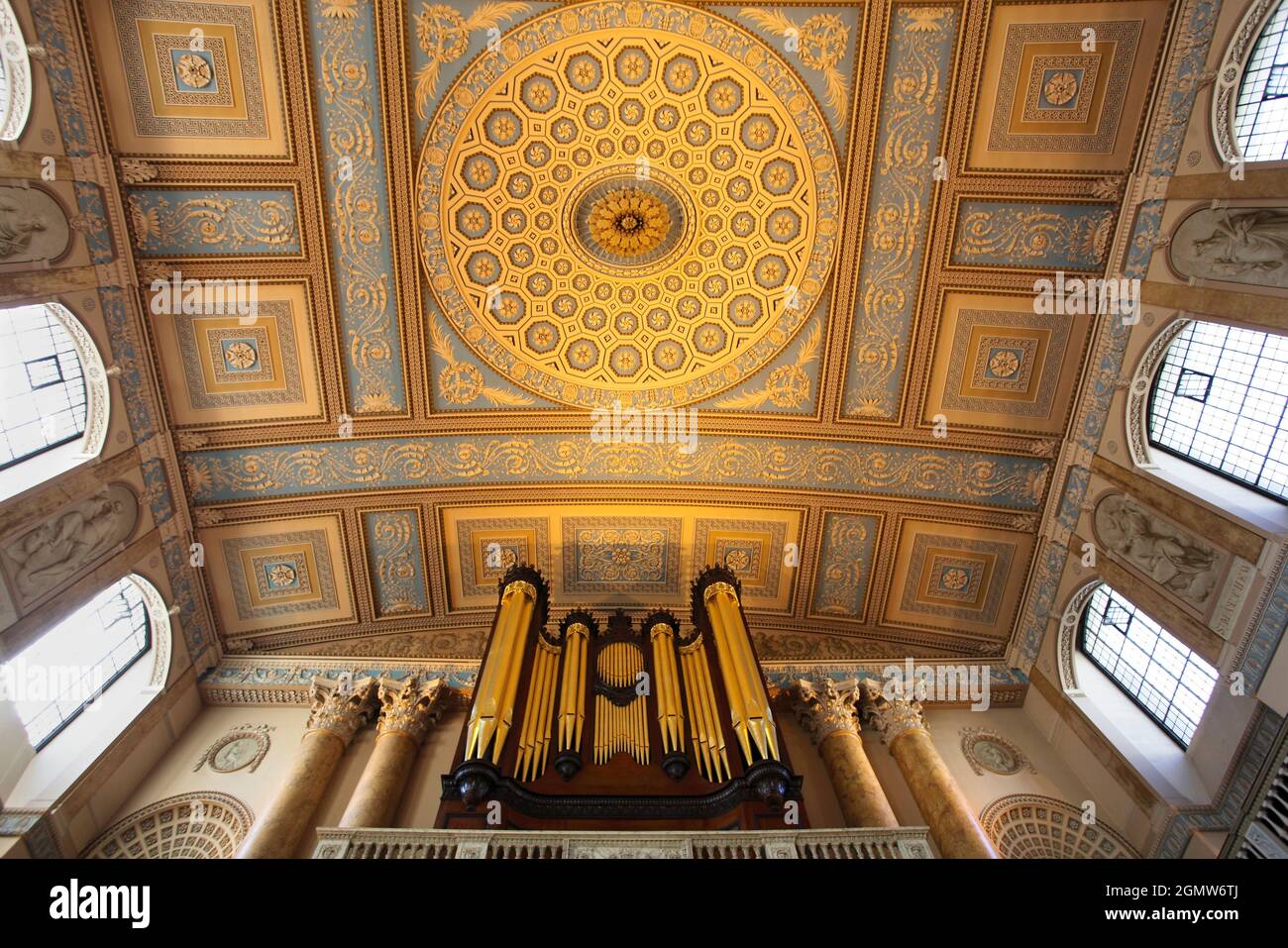 Greenwich, London - 2009; das Old Royal Naval College ist das architektonische Herzstück des Maritime Greenwich, eines der wichtigsten UNESCO-Weltkulturerbestätten in Lo Stockfoto