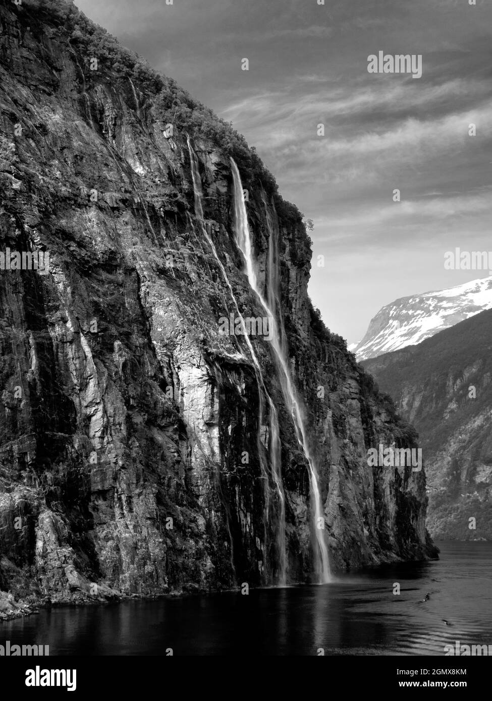 Geraingerfjord, Norwegen - 6. Juni 2016 der herrliche Geiranger Fjord liegt in der Sunnm¿re Region im Kreis M¿re Og Romsdal, Norwegen. Eines von Norw Stockfoto
