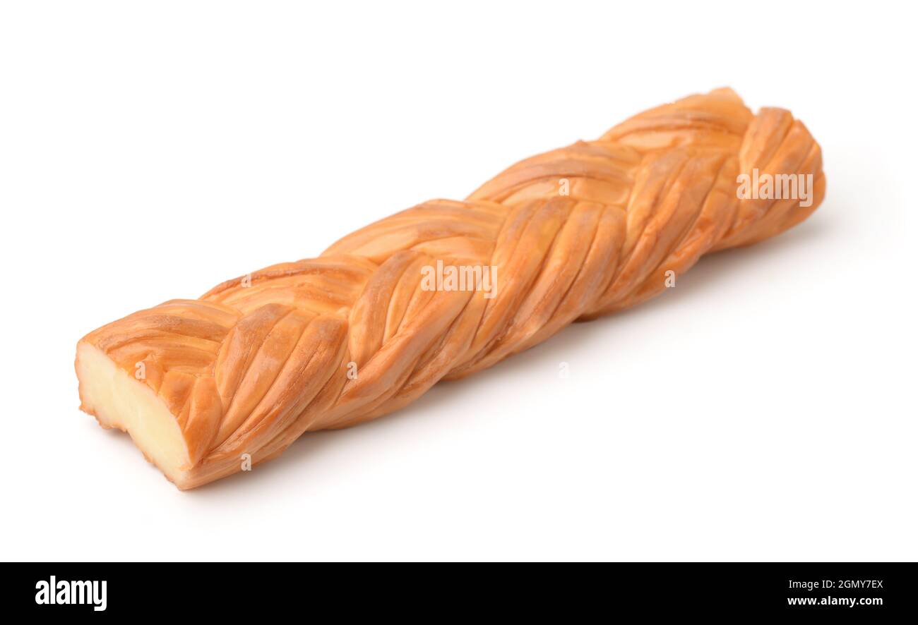 Geräucherter Saitenkäse-Chechil auf Weiß isoliert Stockfoto