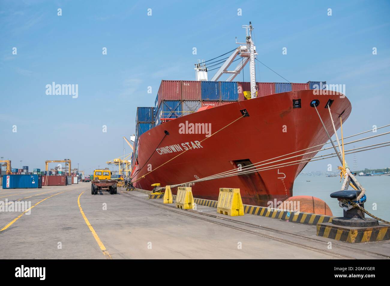 Chittagong Port Aktivität. Aktivitäten im Hafen von Chittagong Stockfoto