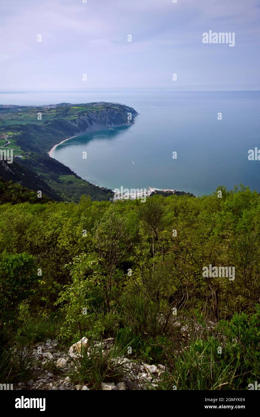Nationalpark Monte Conero, Blick vom Belvedere nach Norden, Anconara, Marken, Italien, Europa Stockfoto