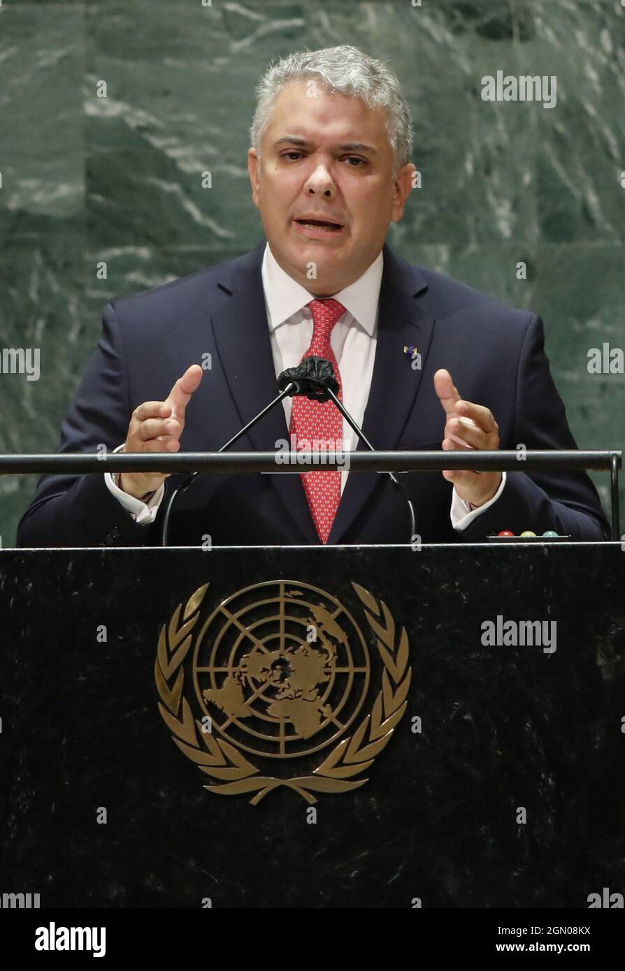 New York, Usa. September 2021. Kolumbiens Präsident Ivan Duque spricht am Dienstag, den 21. September 2021, in New York City über die 76. Sitzung der UN-Generalversammlung. (Pool-Foto von John Minchillo/UPI) Quelle: UPI/Alamy Live News Stockfoto