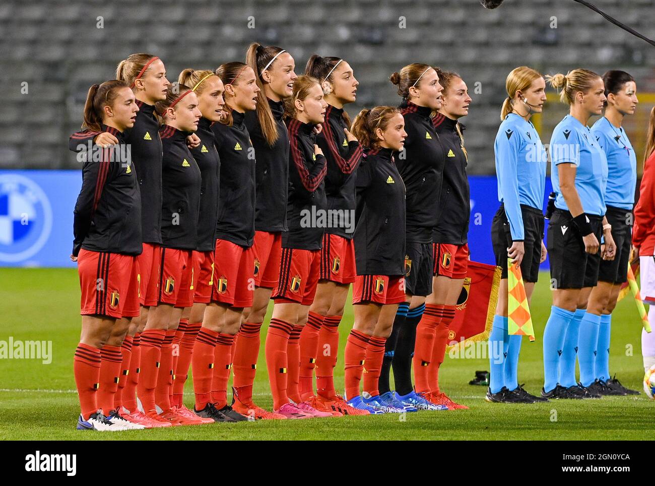 Belgische Spieler vor einem Fußballspiel zwischen der belgischen Nationalmannschaft der Roten Flammen und Albanien am Dienstag, den 21. September 2021 in Brüssel, dem Stockfoto