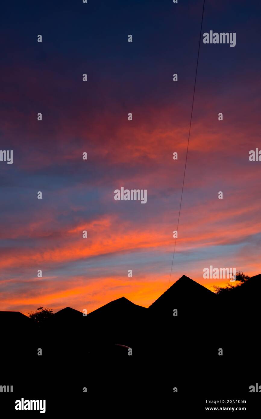 Honley, Holmfirth, Yorkshire, Großbritannien, 16. September. Sonnenuntergang in Honley. RASQ Photography/Alamy Live News. Stockfoto